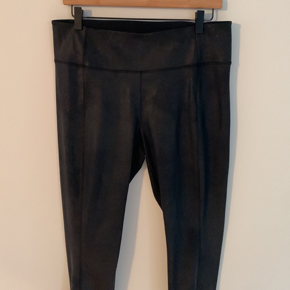 Athleta Black High-Waist Seam Front Leggings